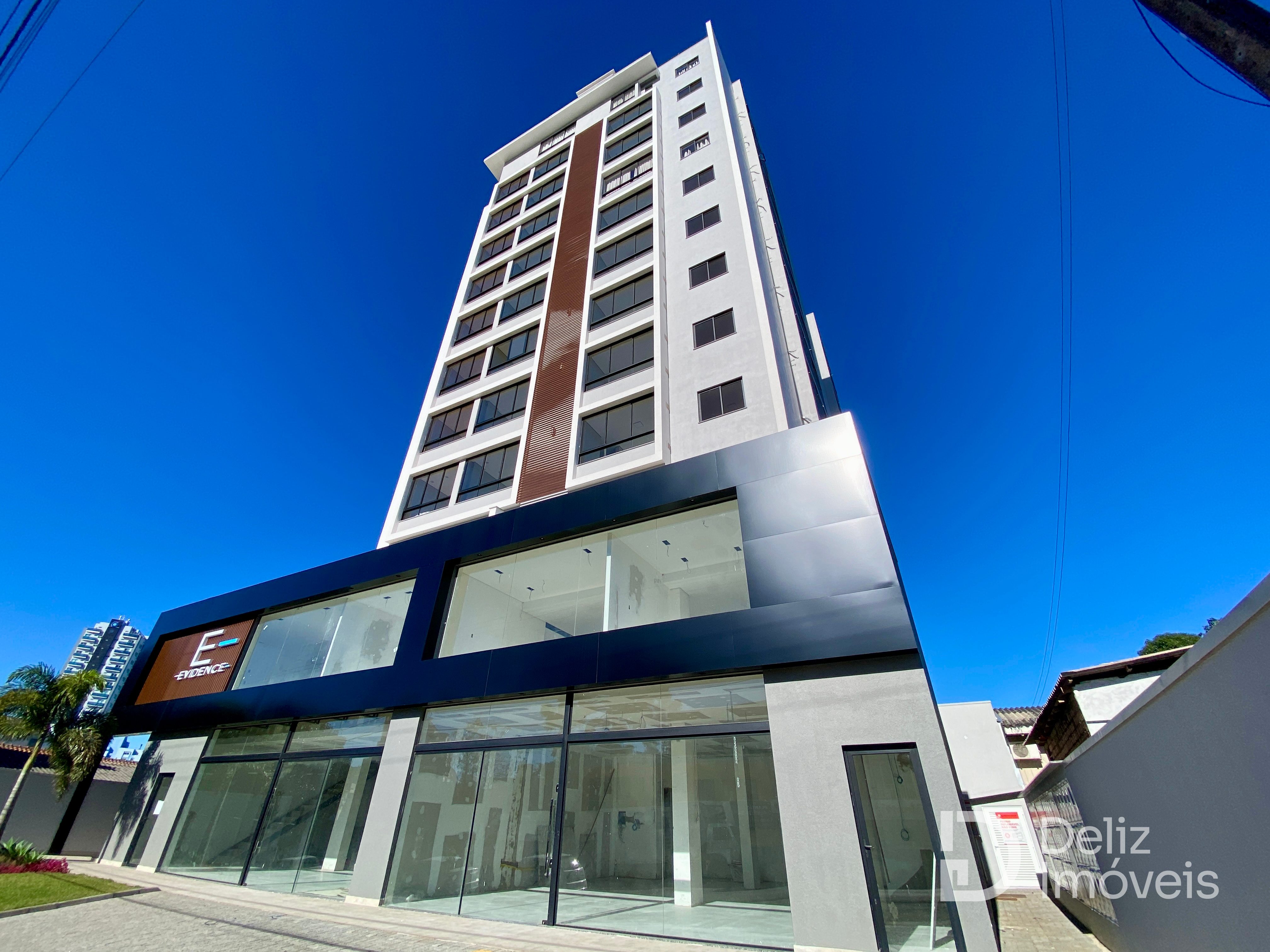 Apartamento à venda no Edifício Evidence em Xanxerê | Semi mobiliado com 2 demi suítes - Foto 2
